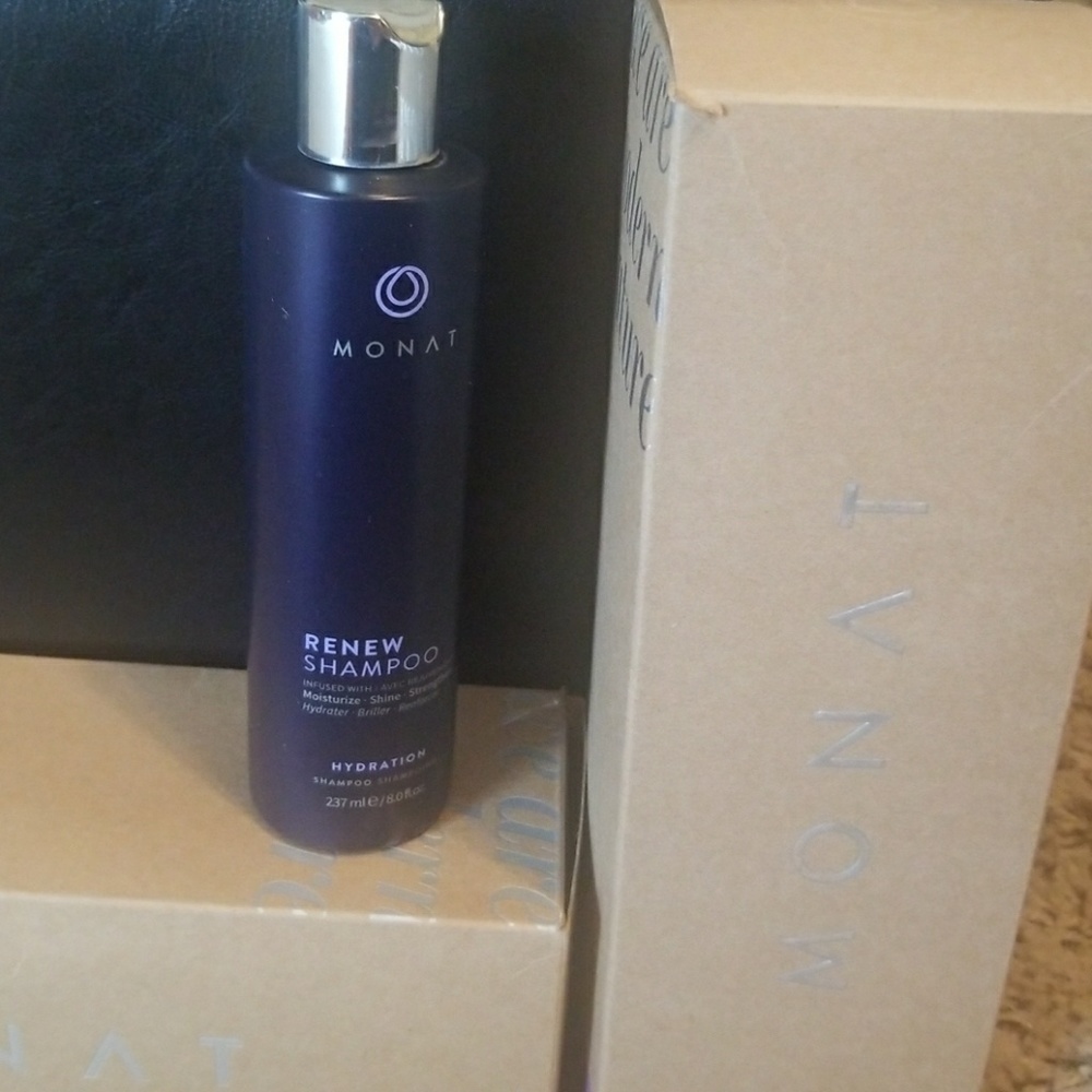 Monat Renew Shampoo